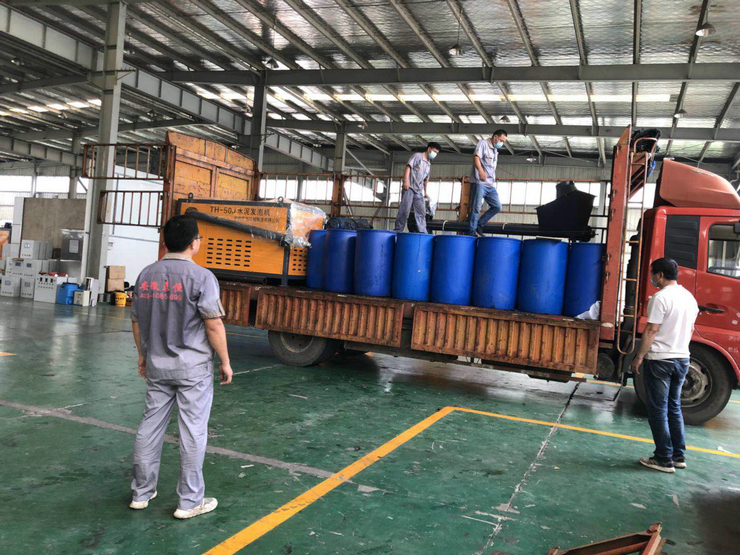 廣東茂名 50J水泥發(fā)泡機及8噸合成高分子發(fā)泡劑